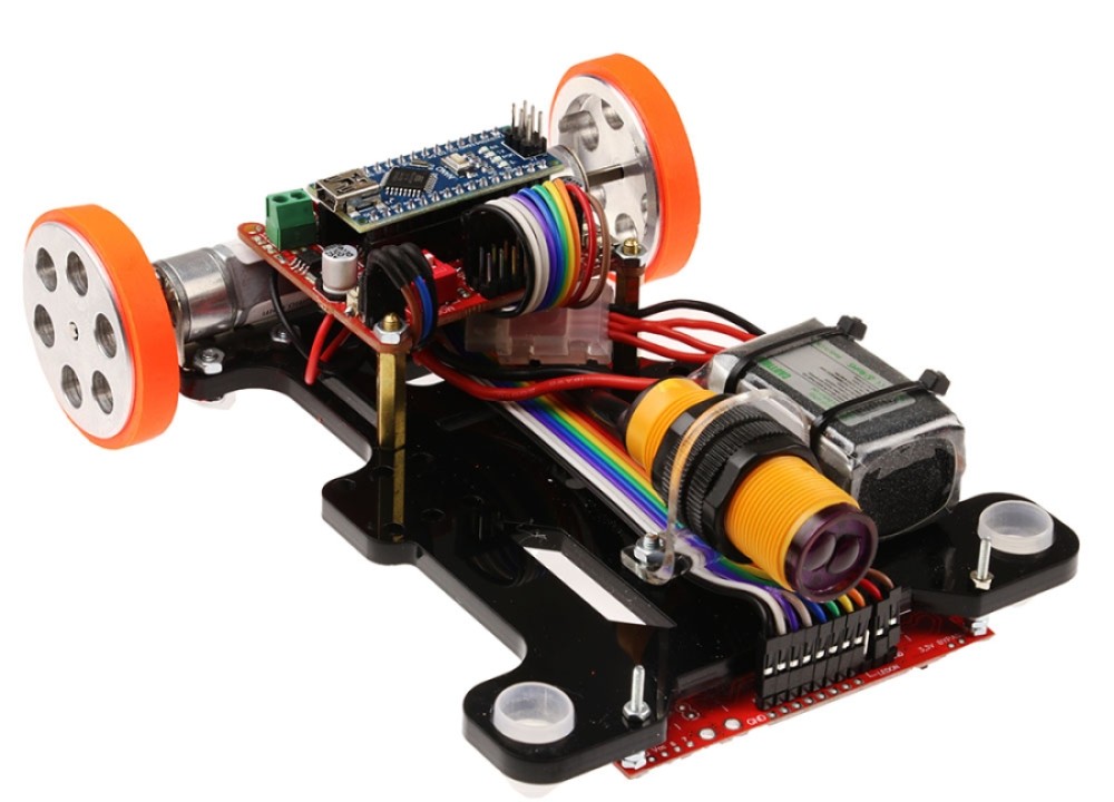 Amik serang masuk final